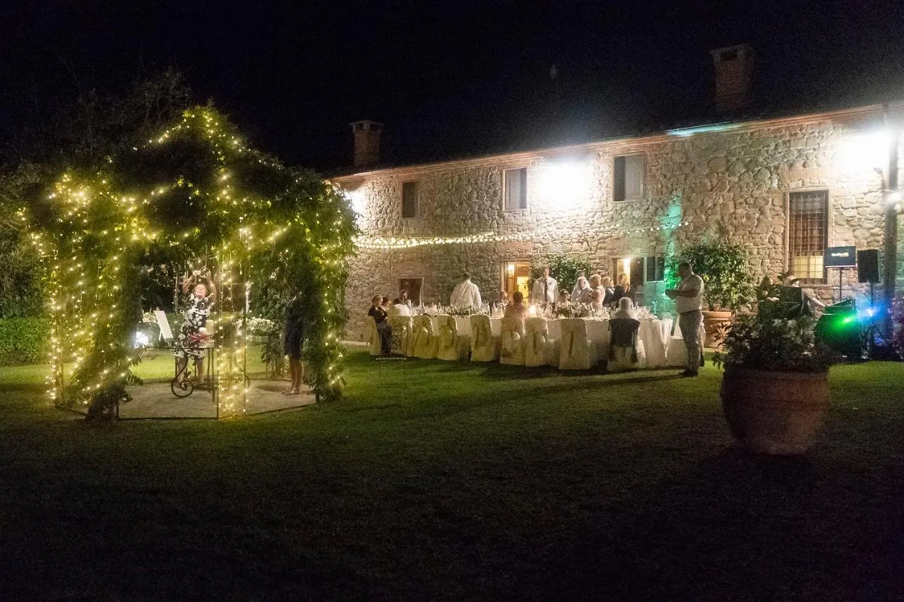 Casa Loretta, Your Luxurious Getaway With Stunning Views Nievole Vila