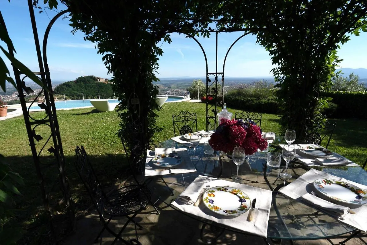 Casa Loretta, Your Luxurious Getaway With Stunning Views Nievole Vila
