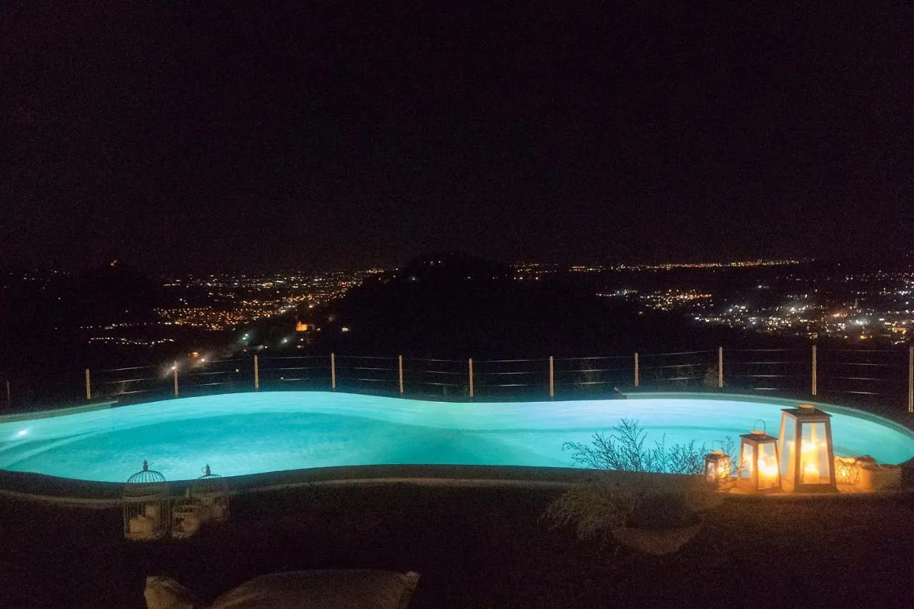 Vila Casa Loretta, Your Luxurious Getaway With Stunning Views Nievole
