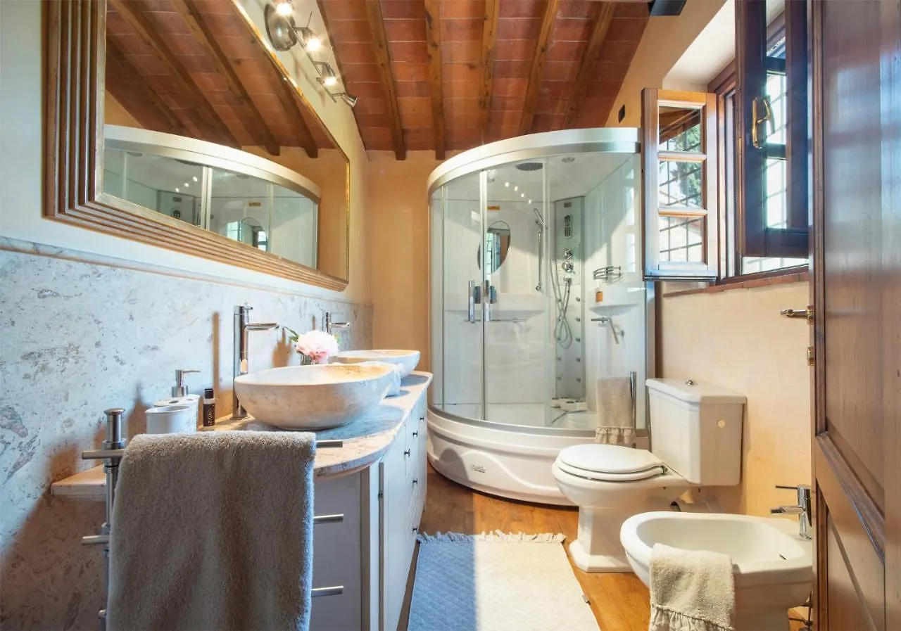 Casa Loretta, Your Luxurious Getaway With Stunning Views Nievole 0*,  Itálie
