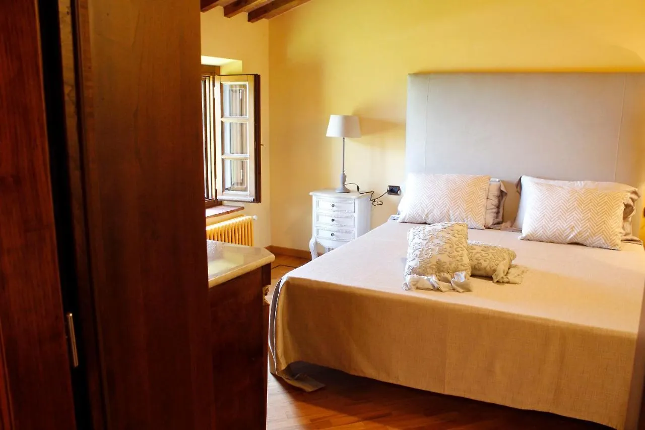 Casa Loretta, Your Luxurious Getaway With Stunning Views Nievole Itálie