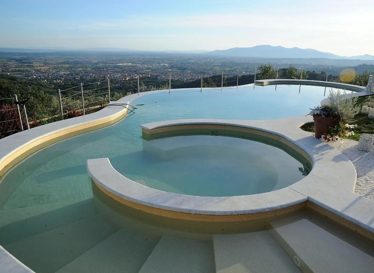 Casa Loretta, Your Luxurious Getaway With Stunning Views Nievole 0*,  Itálie